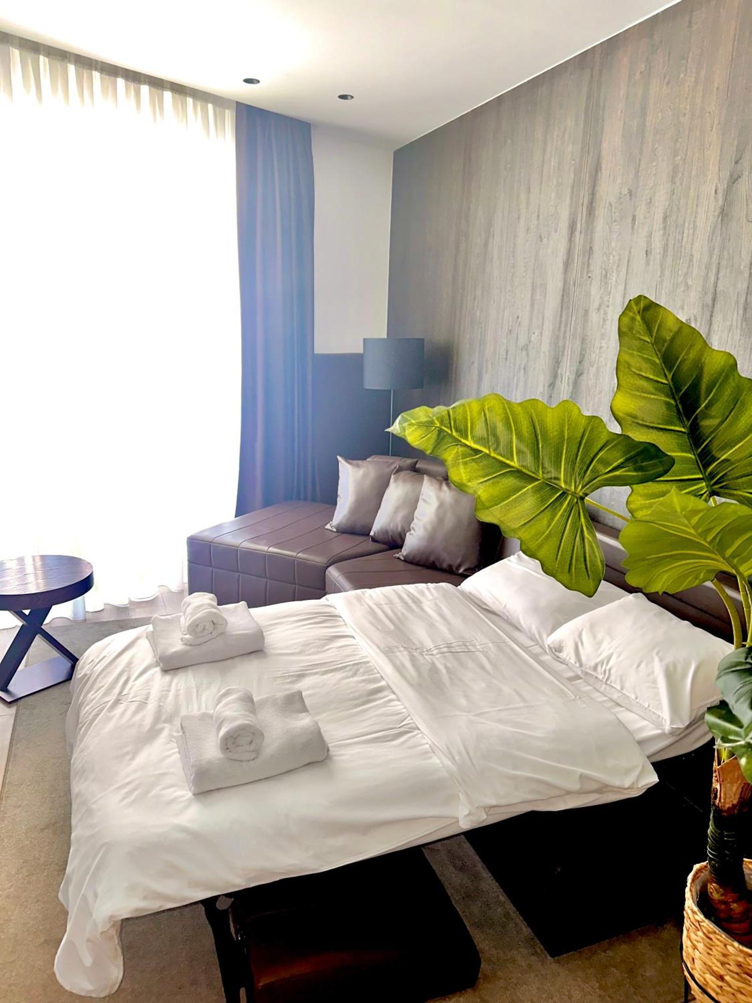 Green Stone Apartments Hotel Rafajlovići Dış mekan fotoğraf